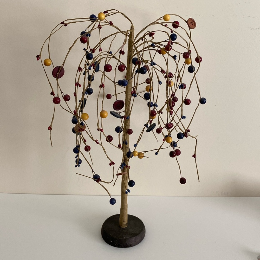 Primitive weeping willow button tree beads berries vintage country decor
